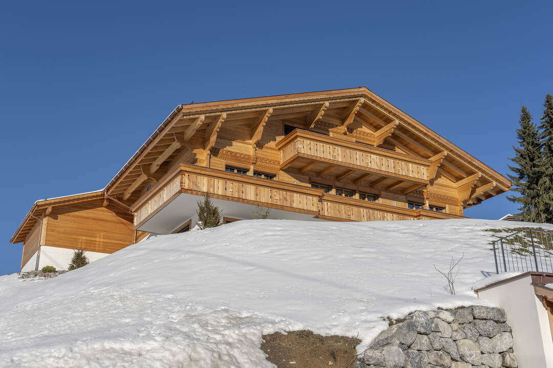 Element Construction by Arnold Reuteler Holzbau AG Gstaad